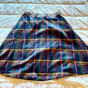 Plaid Prim Class Hero Skirt in Navy Plaid